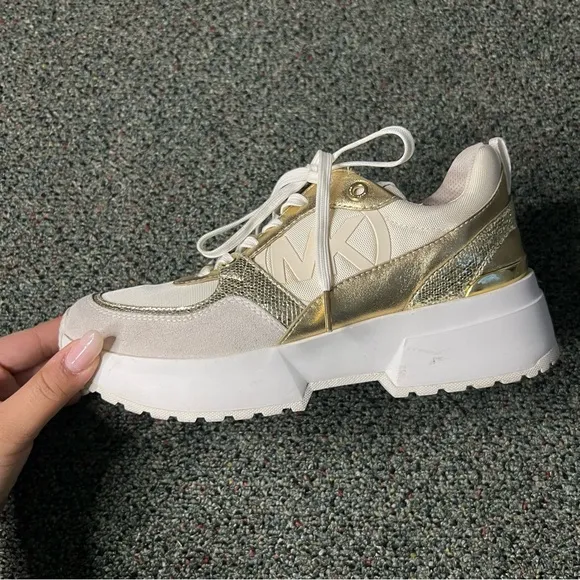 MICHEAL KORS Metallic Gold &amp; White Neutral Chunky Logo Sneakers Platform Shoes