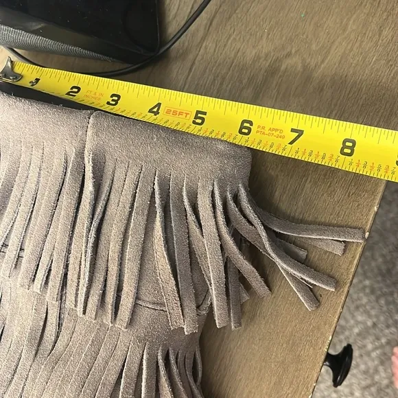 Minnetonka Gray Suede NWOB Fringe Calf High 3 Layer Fringe Boots Size 7 Boho