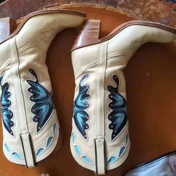 Miss  Capezios Brittany Spears Butterfly Boots! VINTAGE