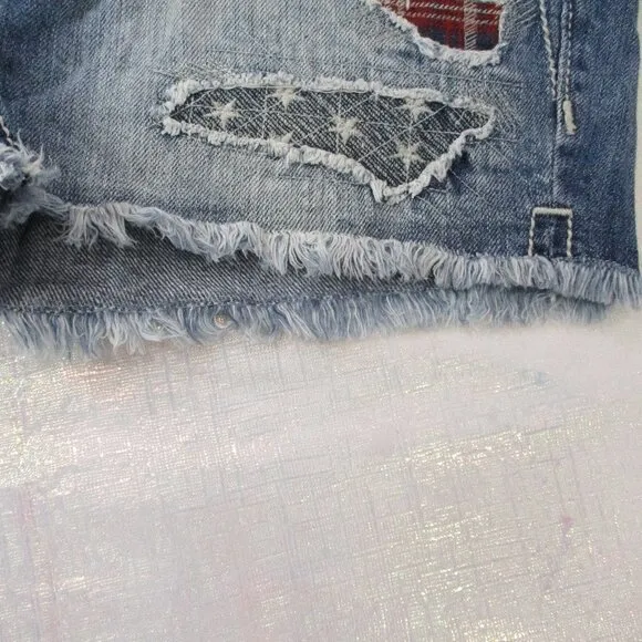 MISS ME Denim Shorts Size 26💥💥