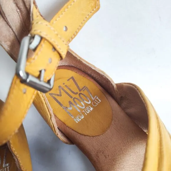 Miz Mooz Cassie Mustard Yellow Leather Open Toe Flat Strappy Sandals 36 / 5.5-6