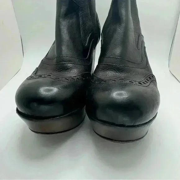 MOMA made in Italy black leather platform ankle boots round toe chunky 40