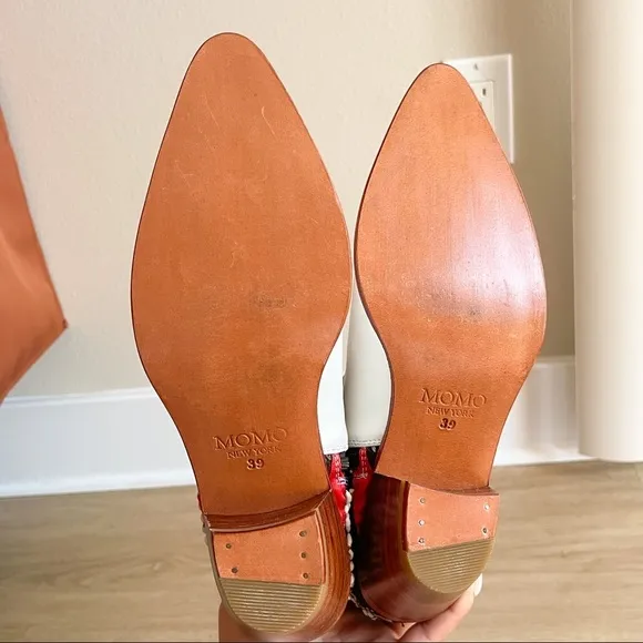 MOMO New York | TRIBAL EMBROIDERED POINTED ANKLE BOOTS NALIA Size: 8