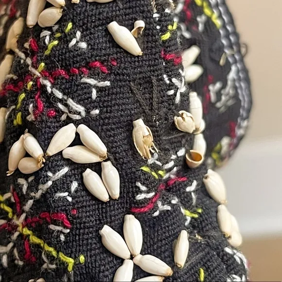 MOMO New York | TRIBAL EMBROIDERED POINTED ANKLE BOOTS NALIA Size: 8