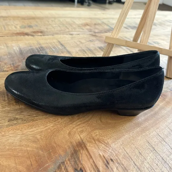 Munro Womens Comfort Pebble Leather Black Ballet Flats Size 10.5