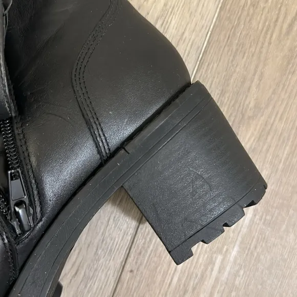NEW! Andre Assous Black Milla Bootie - Size 9.5