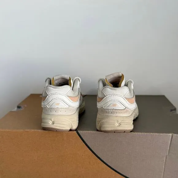 New Balance 2002 R ‘Moonbeam Frappe’ Toddler Sneakers- SZ 7 C