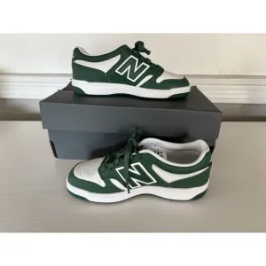New Balance 480 Basketball Inspired Sneakers in Green/White Men’s 5 Women’s 6.5
