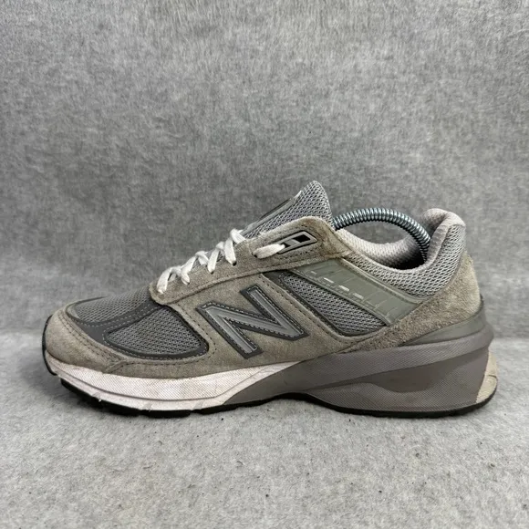 New Balance 990 Womens Shoes Size 7.5 Grey &amp; White Suede Casual Running Sneakers