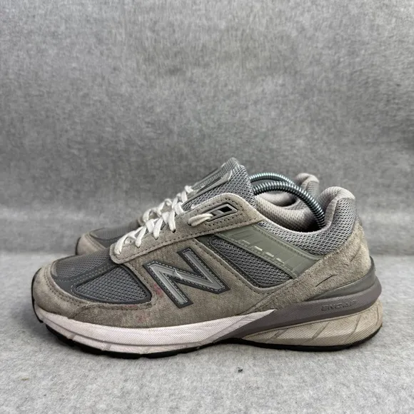 New Balance 990 Womens Shoes Size 7.5 Grey &amp; White Suede Casual Running Sneakers