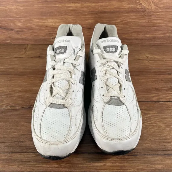 New Balance 992 White Leather Sneakers Men’s Size 13 Dad Shoes Chunky Vintage