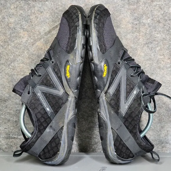 New Balance Minimus Trail MT10 Barefoot Shoes Sneakers Black Mens Sz 12 MT10SB