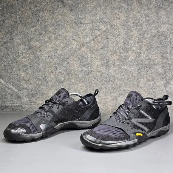 New Balance Minimus Trail MT10 Barefoot Shoes Sneakers Black Mens Sz 12 MT10SB