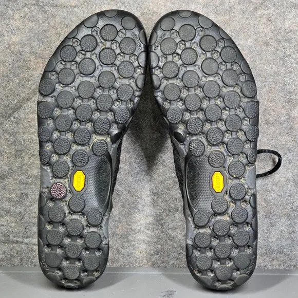 New Balance Minimus Trail MT10 Barefoot Shoes Sneakers Black Mens Sz 12 MT10SB