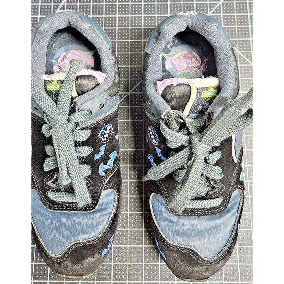 NEW BALANCE Sesame Street &quot; the count &quot; kids Athletic suede‎ shoes Sz 11.5M