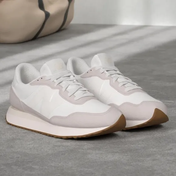 New Balance Unisex 237 V1 Sneaker/Shoes | Nimbus Cloud/White/Moonbeam | NEW/NIB