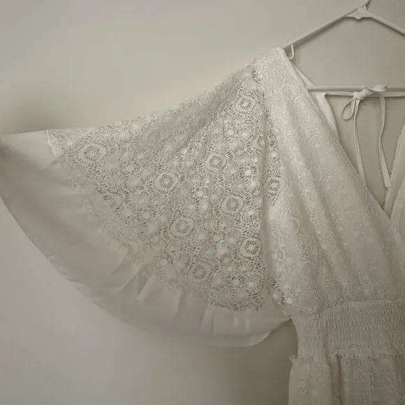 New Boho Lace Overlay Batwing Sleeve Mini Dress in White, Women’s Size Large