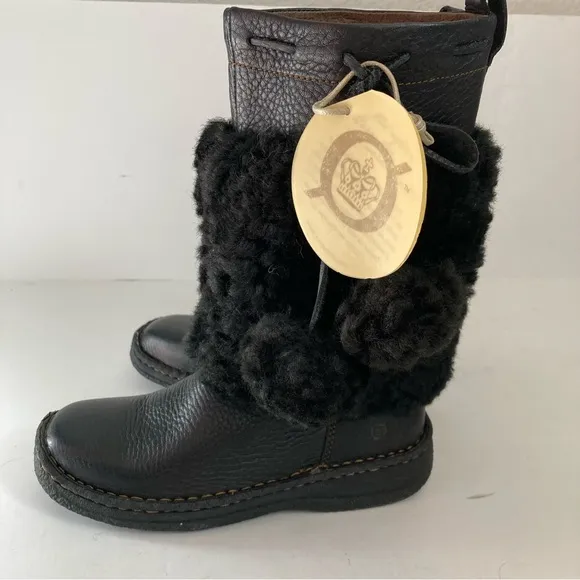 New Born Leather Shearing Lining Pom Pom Boots Black sz 1 kids winter snow