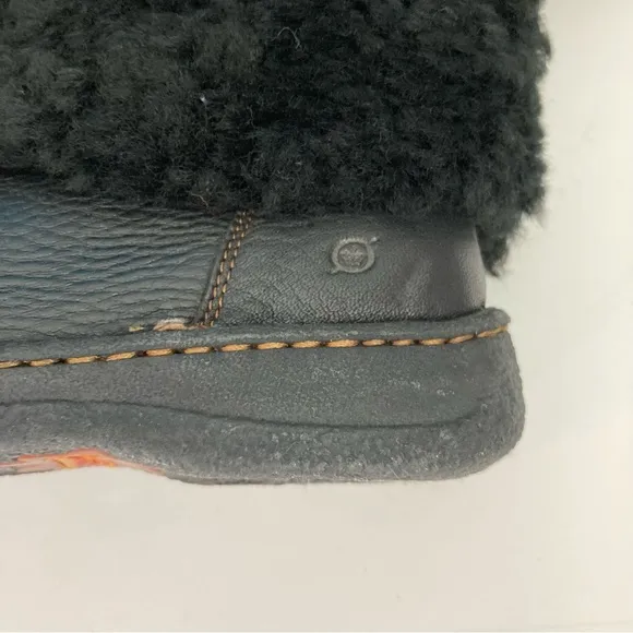 New Born Leather Shearing Lining Pom Pom Boots Black sz 1 kids winter snow