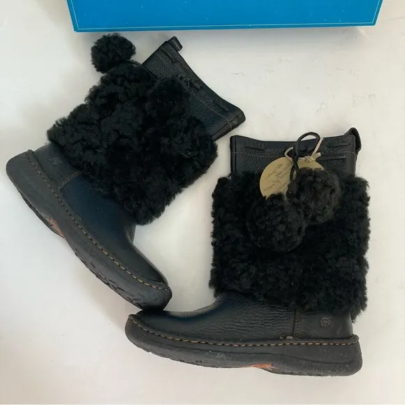New Born Leather Shearing Lining Pom Pom Boots Black sz 1 kids winter snow
