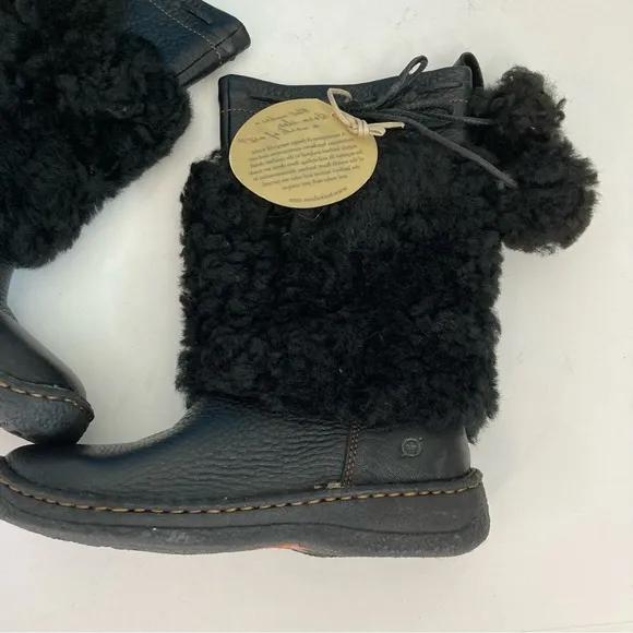 New Born Leather Shearing Lining Pom Pom Boots Black sz 1 kids winter snow