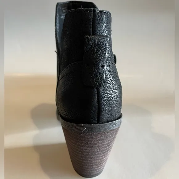 New Crown Vintage Boots