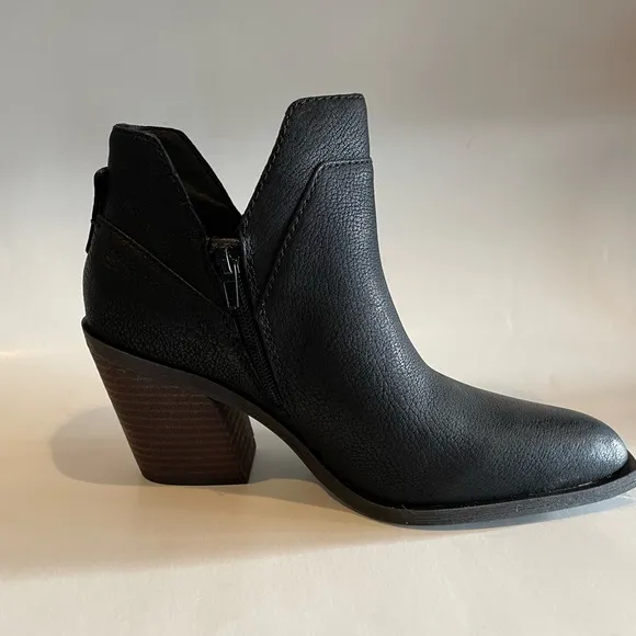 New Crown Vintage Boots