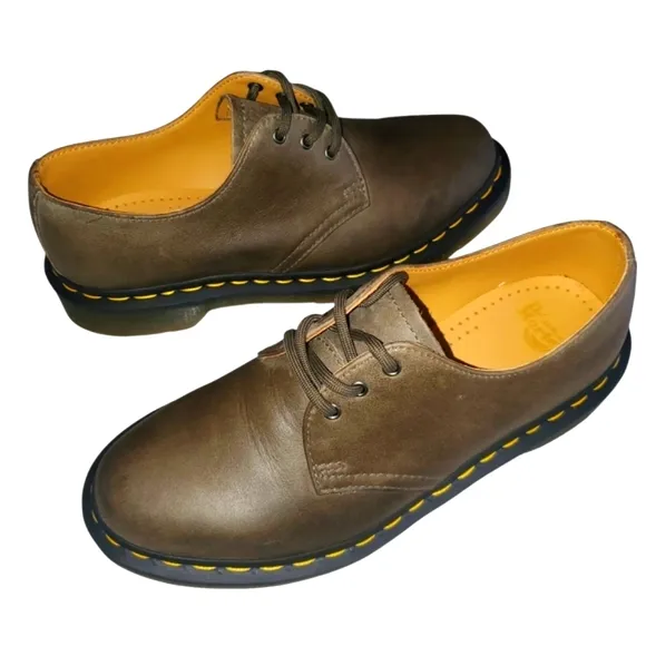 NEW DR. MARTENS 1461 Carrara In Olive Leather Oxford Unisex Women's‎ 7 / Men's 6