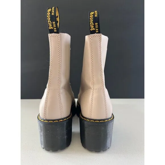 NEW DR MARTENS LEONA WOMEN'S TAUPE SENDAL LEATHER HEELED BOOTS SIZE 9