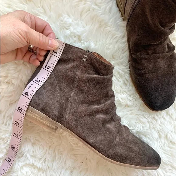 NEW Jeffrey Campbell Suede Booties