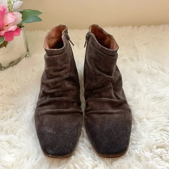 NEW Jeffrey Campbell Suede Booties