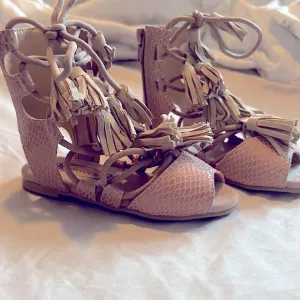 New Joyfolie boho sandals