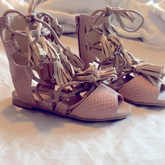New Joyfolie boho sandals