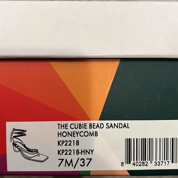 NEW Katy Perry The Cubie Bead Sandals, Honeycomb Yellow Size 7M/ 37 New in Box