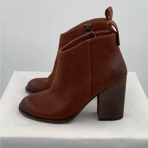 🌹New Listing🌹NWT BP Lance Leather Block Heel Bootie Ankle Boots