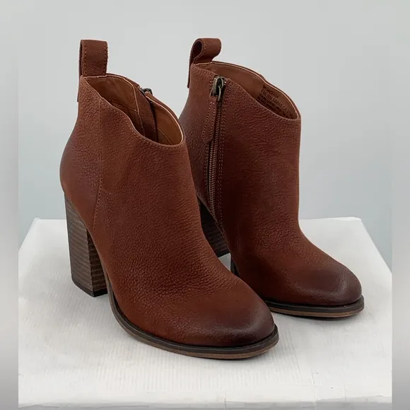 🌹New Listing🌹NWT BP Lance Leather Block Heel Bootie Ankle Boots