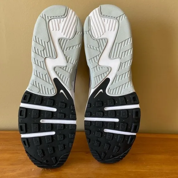 NEW! Men’s Nike Air Max Excee. Size 13