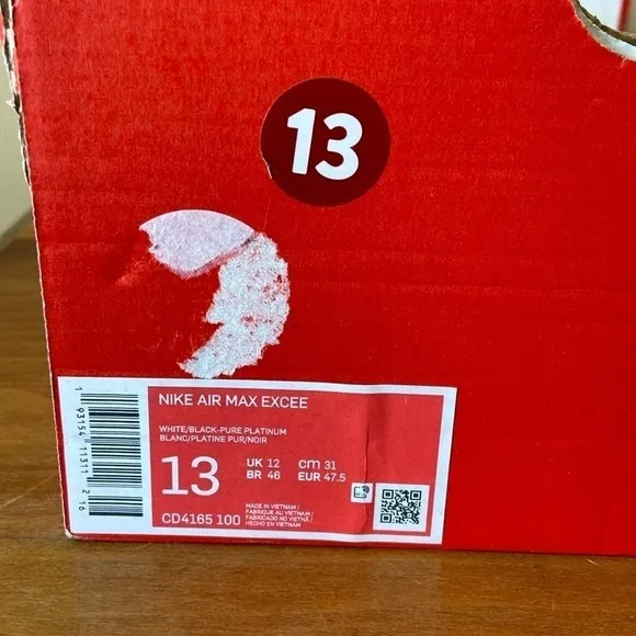 NEW! Men’s Nike Air Max Excee. Size 13