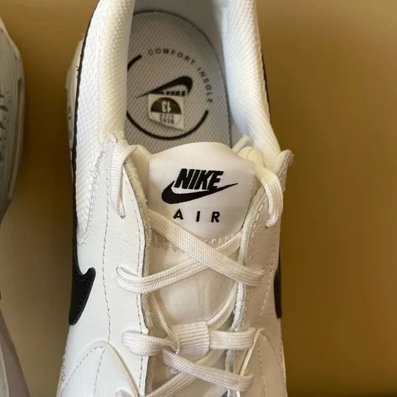 NEW! Men’s Nike Air Max Excee. Size 13