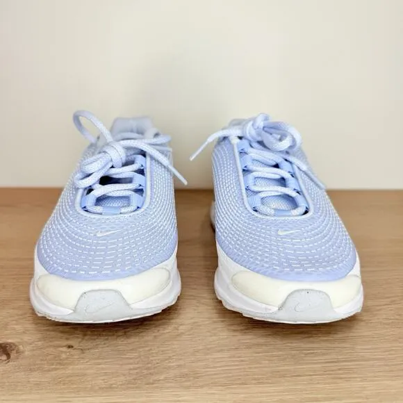 NEW Nike Air Max DN FJ3145-400 Women's Size 7 Running Shoes
