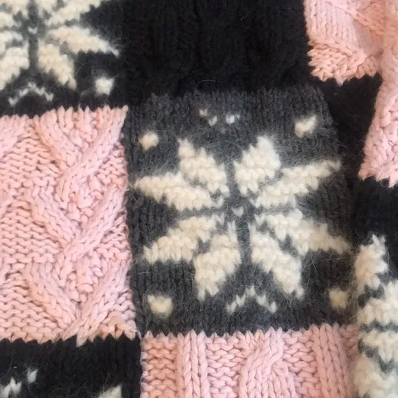 🌸NEW🌸 Patchwork Hand Knitted Vintage Sweater