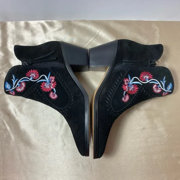 New Rebecca Minkoff Boho Lulu Floral Embroidered Suede Leather Bootie Size 8