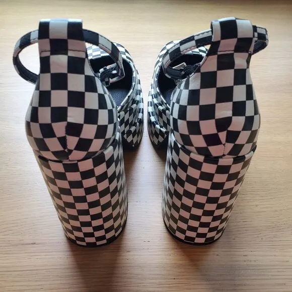 NEW Steve Madden Charlize Checkerboard Platform Heels