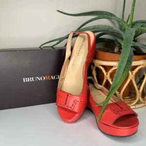 NEW VTG Bruno Magli Italian Leather Wedge Sandals Papavero Red Y2K, 39.5 US 9.5