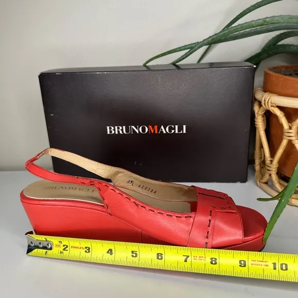 NEW VTG Bruno Magli Italian Leather Wedge Sandals Papavero Red Y2K, 39.5 US 9.5