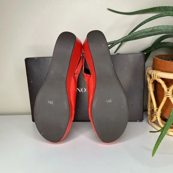 NEW VTG Bruno Magli Italian Leather Wedge Sandals Papavero Red Y2K, 39.5 US 9.5