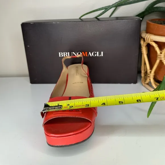 NEW VTG Bruno Magli Italian Leather Wedge Sandals Papavero Red Y2K, 39.5 US 9.5
