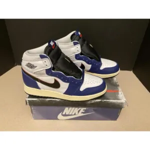 New! Youth Nike Air Jordan 1 Retro High OG Rare Air DZ5485-100 Shoes. Size 4Y.