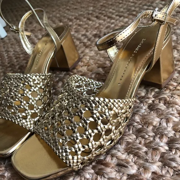 New: Zara Braided Chunky Heel Sandal al a Rouje Paris. Size 40