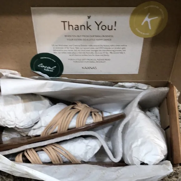 NIB KAANAS Miciela Sandals Beige 5 Strappy Knotted Leather Slide